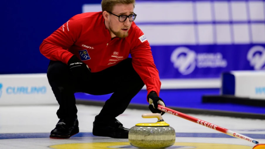 Européens de curling en Tchéquie : les Suisses manquent les demies