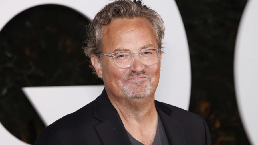 USA : le médecin de Matthew Perry admet quatre-vingts séances avec de la kétamine