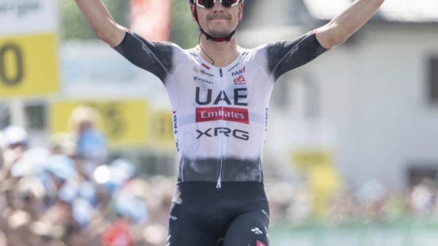 Joao Almeida triomphe en solitaire lors de la 4e étape du Tour de Suisse
