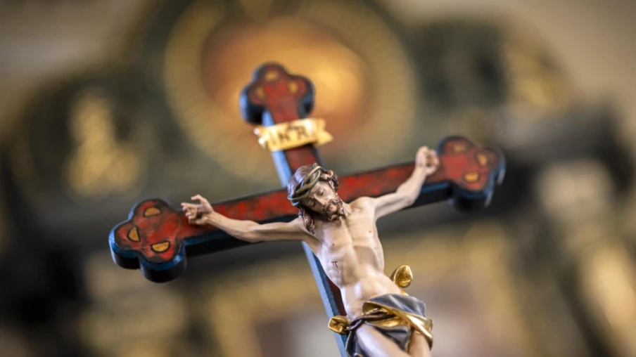 Le Parlement exige des mesures accrues contre les abus dans l'Église