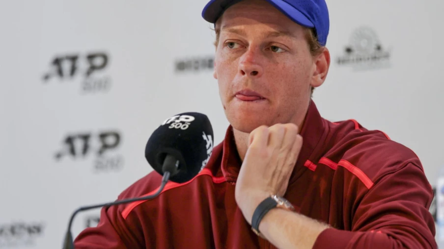 Jannik Sinner battu au 2e tour du tournoi ATP Halle par Bublik Jannik Sinner battu au 2e tour du tournoi ATP Halle par Bublik