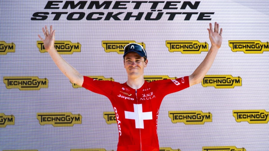 Mauro Schmid, double champion suisse de cyclisme sur route 2023