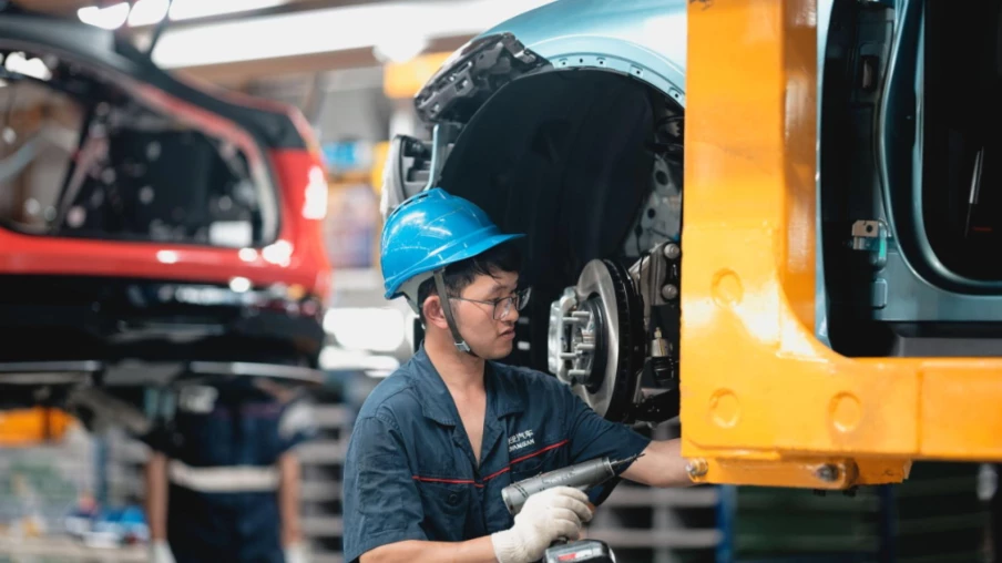 Chine: Troisième Mois de Contraction de l'Industrie Manufacturière