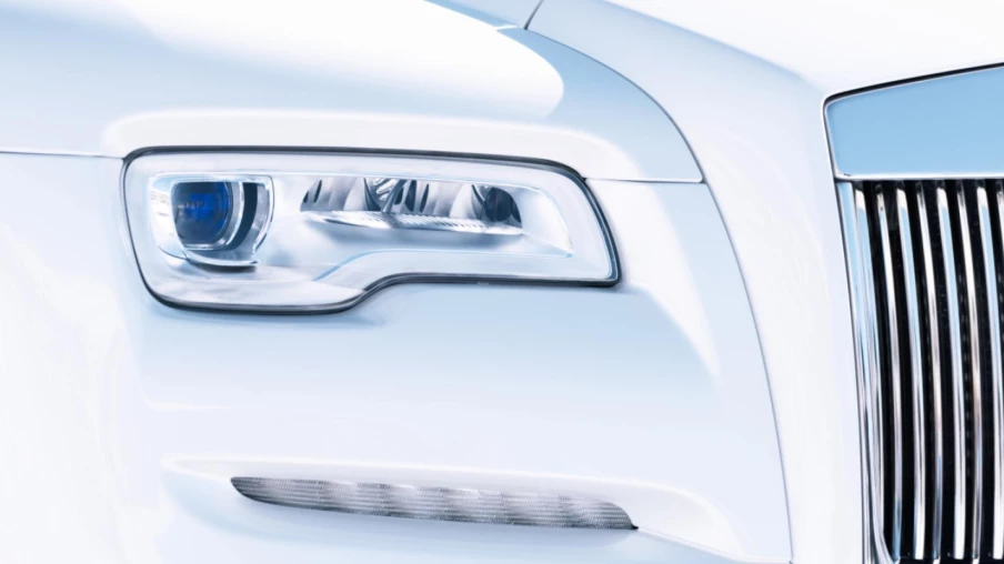 Le marché auto suisse plonge, l'électrique séduit, le luxe délaissé