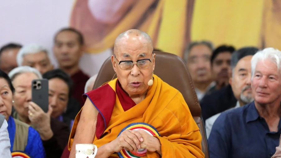 Le 90e anniversaire du Dalaï Lama : Prières pour la paix et le futur Le 90e anniversaire du Dalaï Lama : Prières pour la paix et le futur