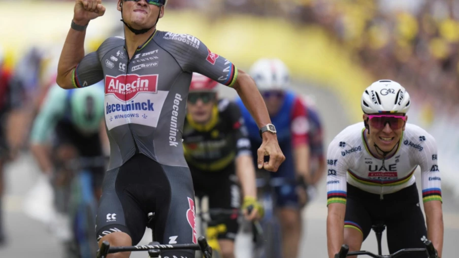 Mathieu van der Poel brille et prend le maillot jaune au Tour de France Mathieu van der Poel brille et prend le maillot jaune au Tour de France