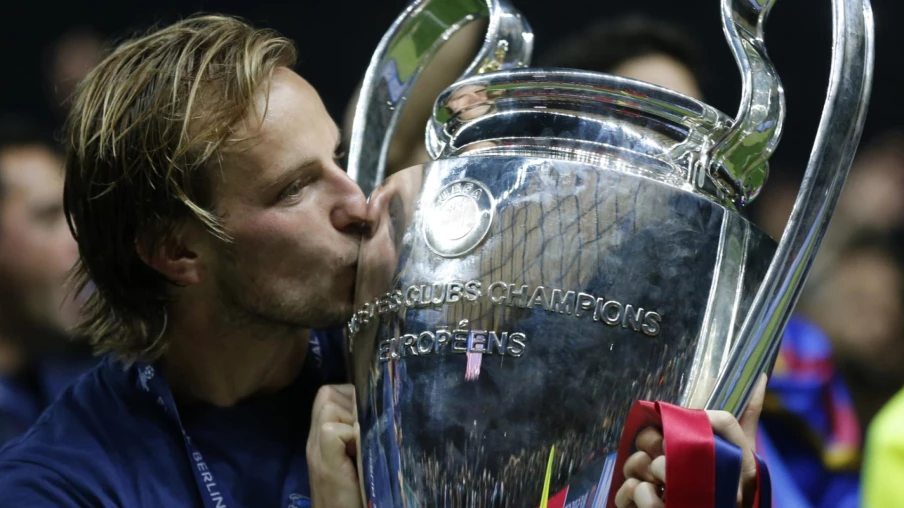 Ivan Rakitic : Fin de carrière à 37 ans, adieu au football
