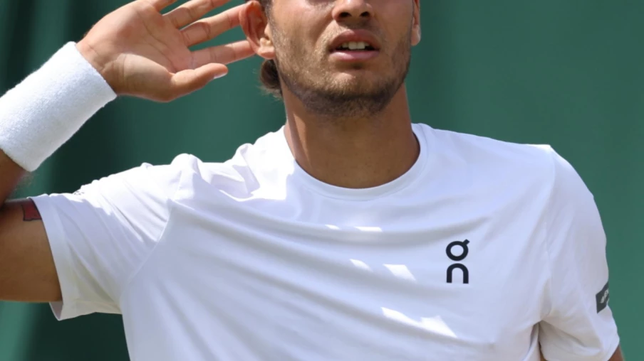 Flavio Cobolli atteint les quarts de Wimbledon pour la première fois