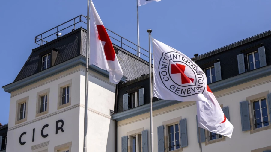 Réduction de 17% du budget du CICR en 2026 : impact et enjeux