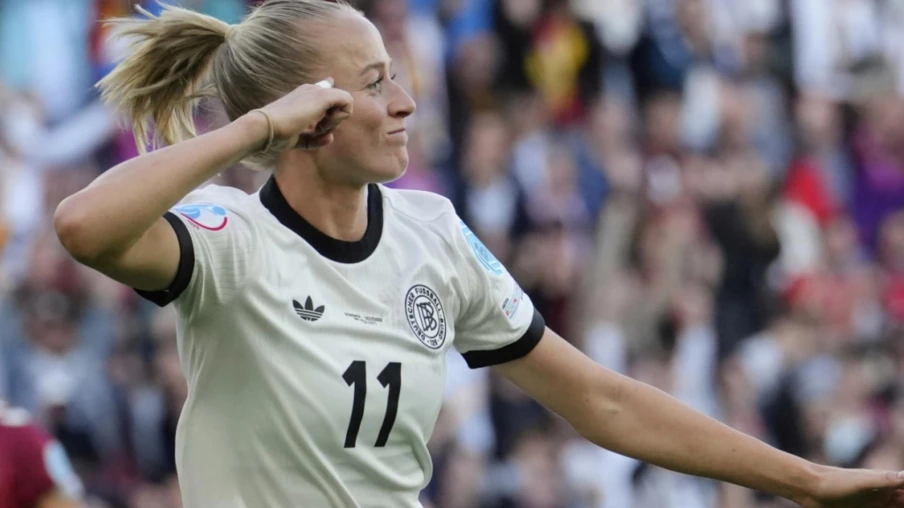 Euro dames 2025 : Suède et Allemagne en quarts après deuxième victoire