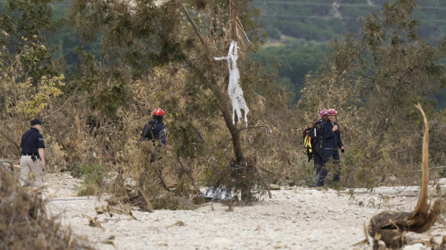 Inondations Texas : Trump déclare "Jamais rien vu de tel" lors de sa visite