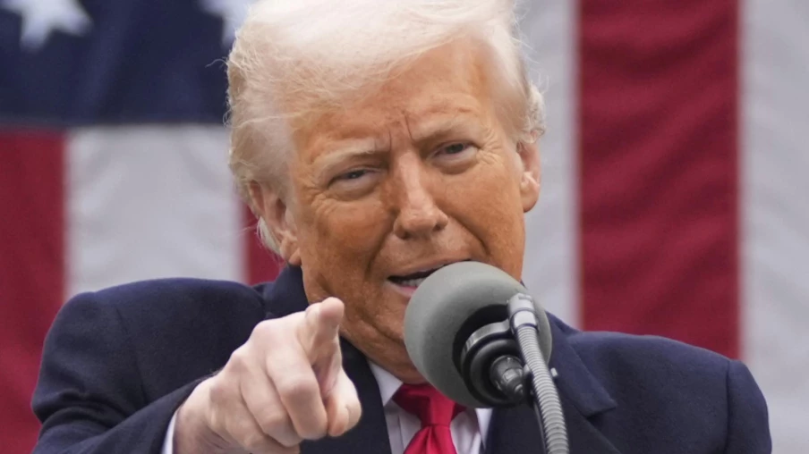 Trump impose des droits de douane de 30% au Mexique et à l'UE Trump impose des droits de douane de 30% au Mexique et à l'UE