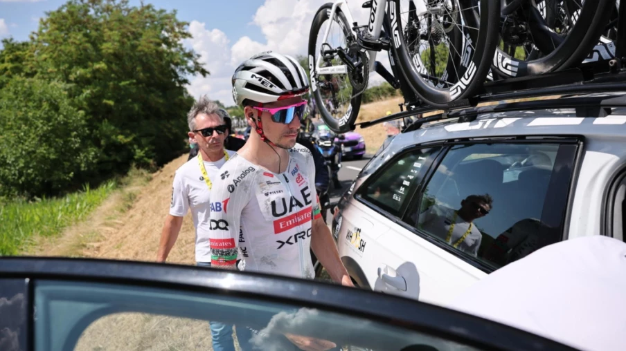 Tour de France : Joao Almeida abandonne après une chute à la 9e étape