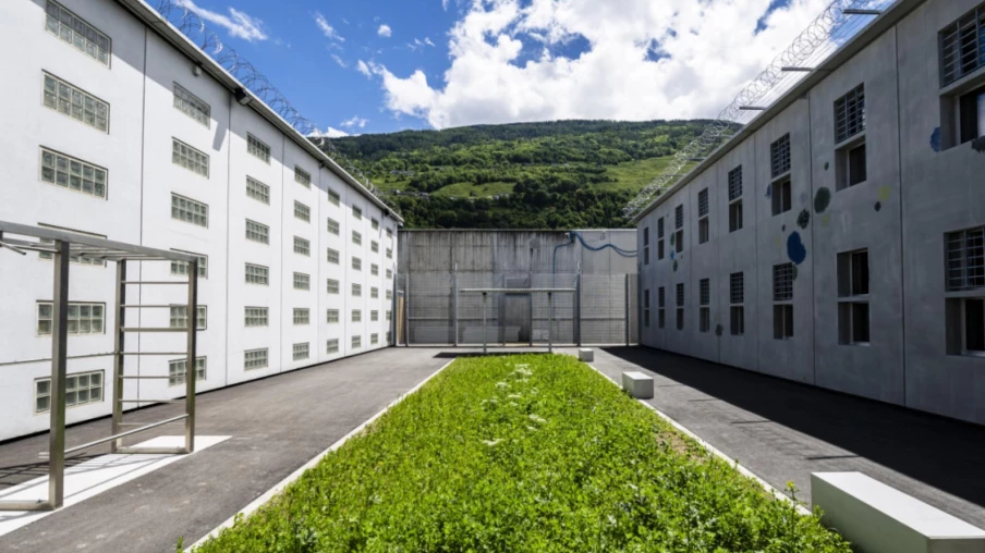 Évasion échouée de trois détenus à la prison de Sion