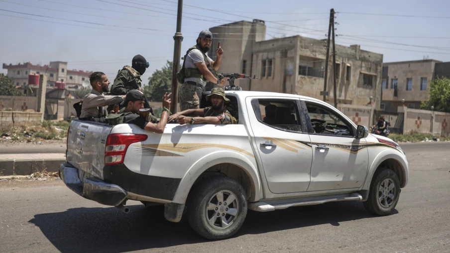 Déploiement des forces syriennes à Soueida pour endiguer la violence