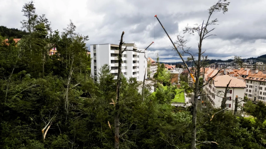 Les Cloches de La Chaux-de-Fonds Commémorent la Tempête Historique Les Cloches de La Chaux-de-Fonds Commémorent la Tempête Historique