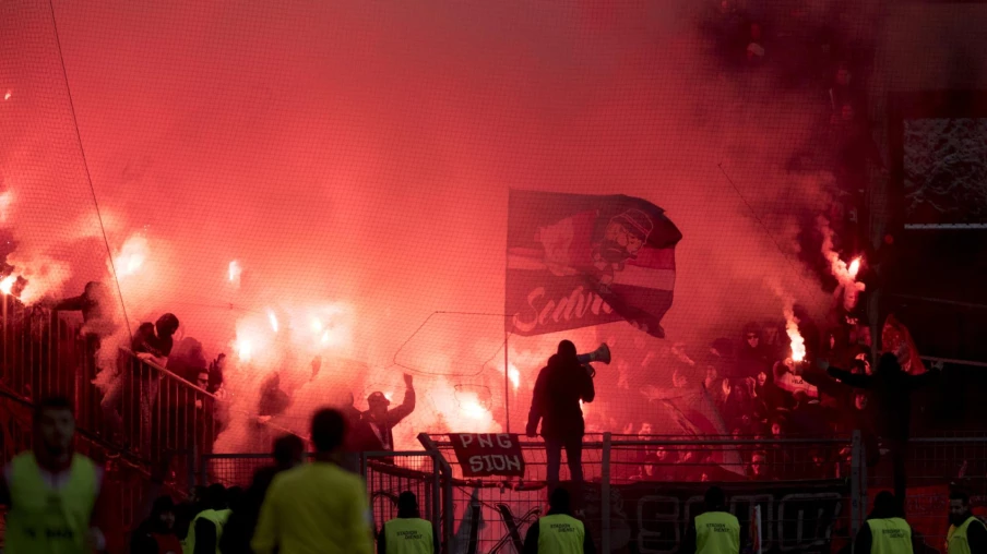 Bilan positif des cantons sur la violence dans le football