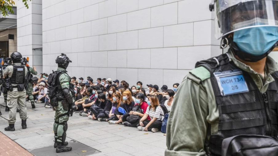 Hong Kong : Récompense pour l'arrestation de 19 militants pro-démocratie