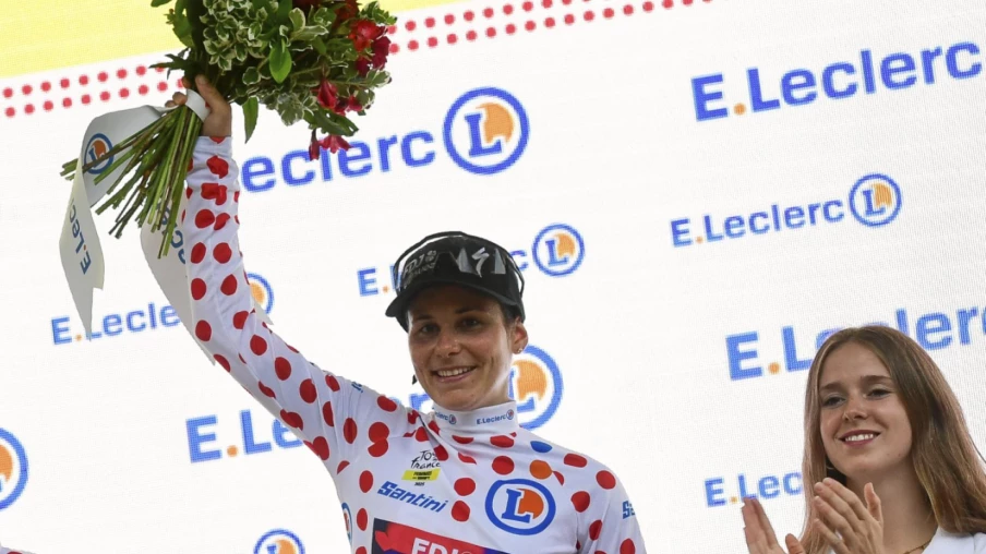 Tour de France Femmes: Elise Chabbey garde le maillot de meilleur grimpeur