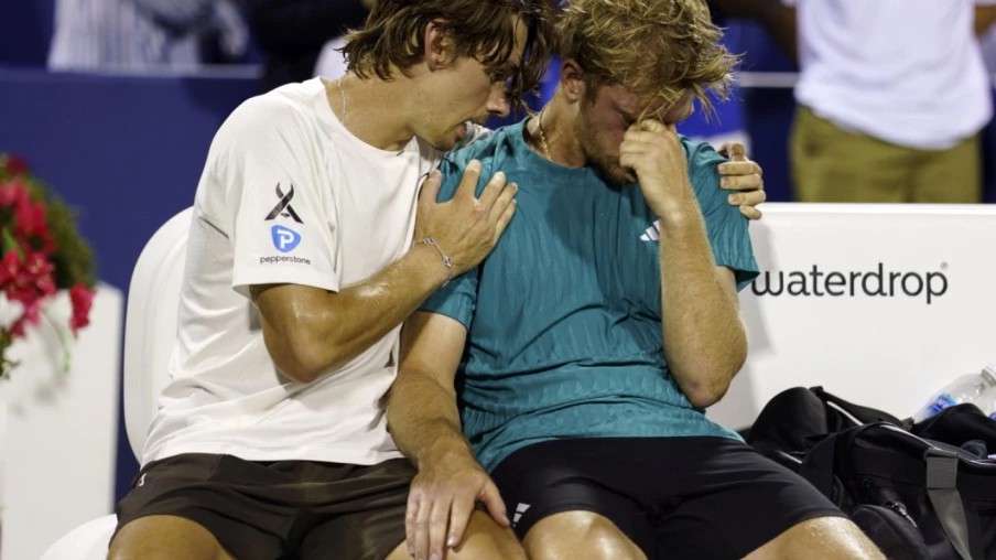 De Minaur triomphe à Washington après avoir sauvé 3 balles de match