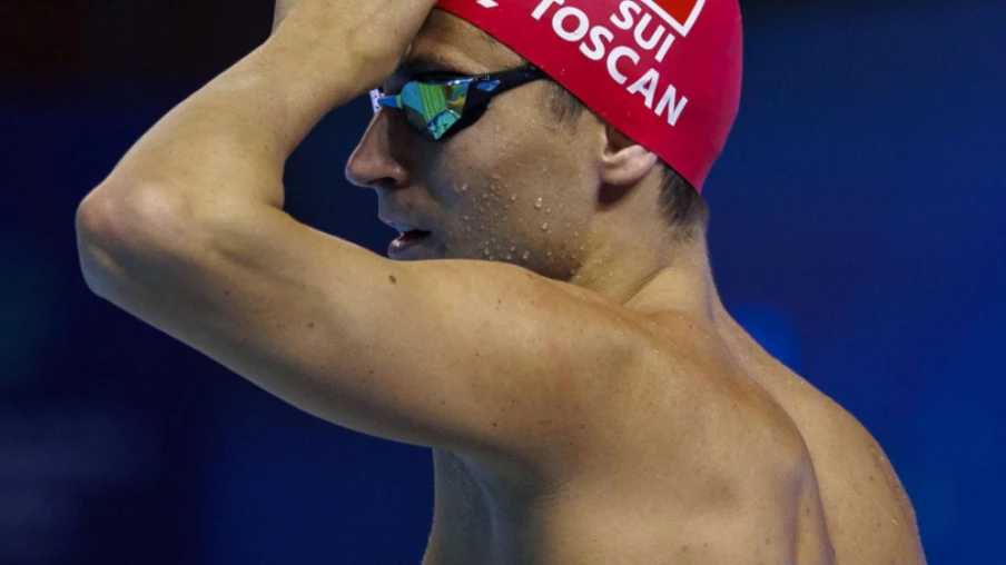 Marius Toscan brille en 400 m 4 nages mais manque la finale