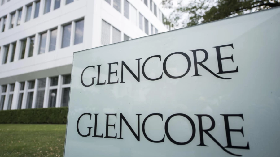 Glencore: Impact des Activités de Charbon sur les Bénéfices Semestriels