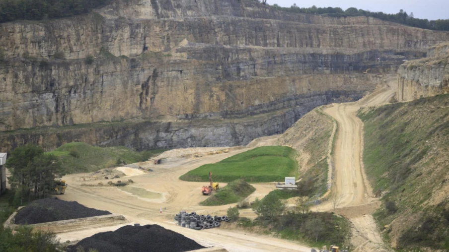 Mormont: la droite et l'économie réclament le rejet de l'initiative