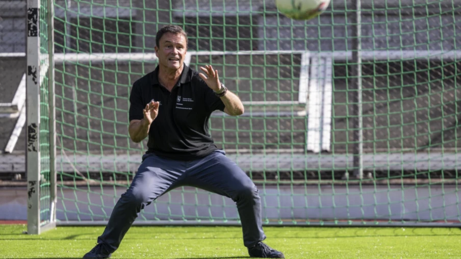 Canton de Berne: terrains synthétiques mobiles pour le football féminin