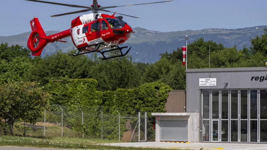Randonneuse de 91 ans secourue par la Rega dans les gorges de l'Orbe