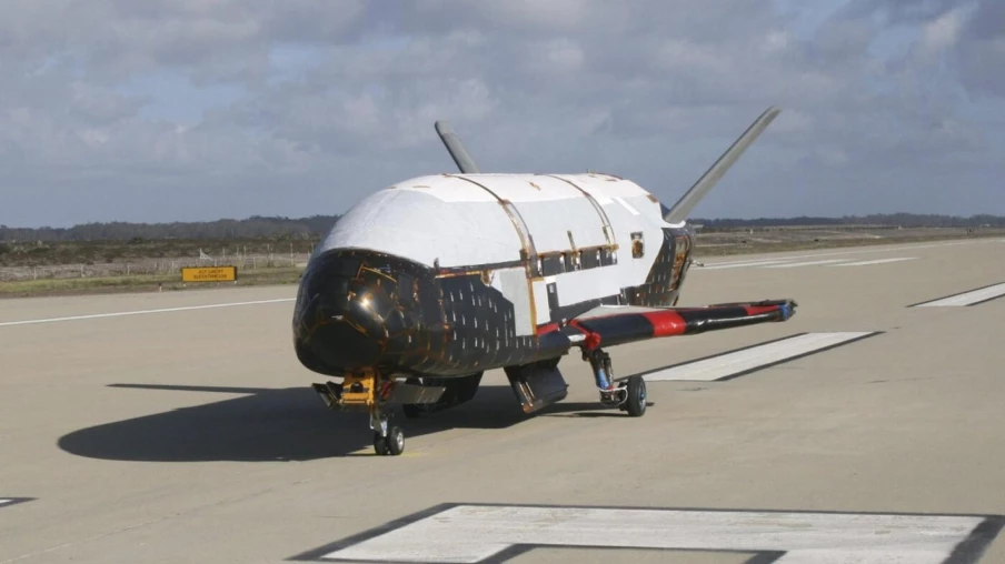 SpaceX lance le drone spatial militaire X-37B depuis Cap Canaveral